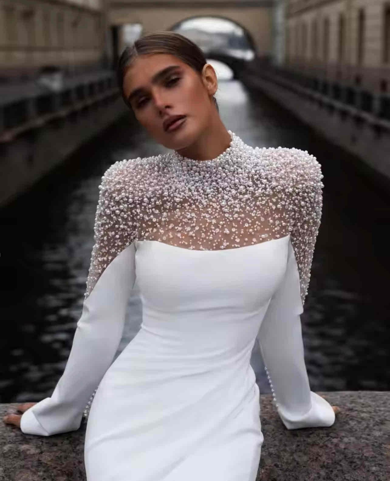 The Cosmopolitan Touru Bridal dress