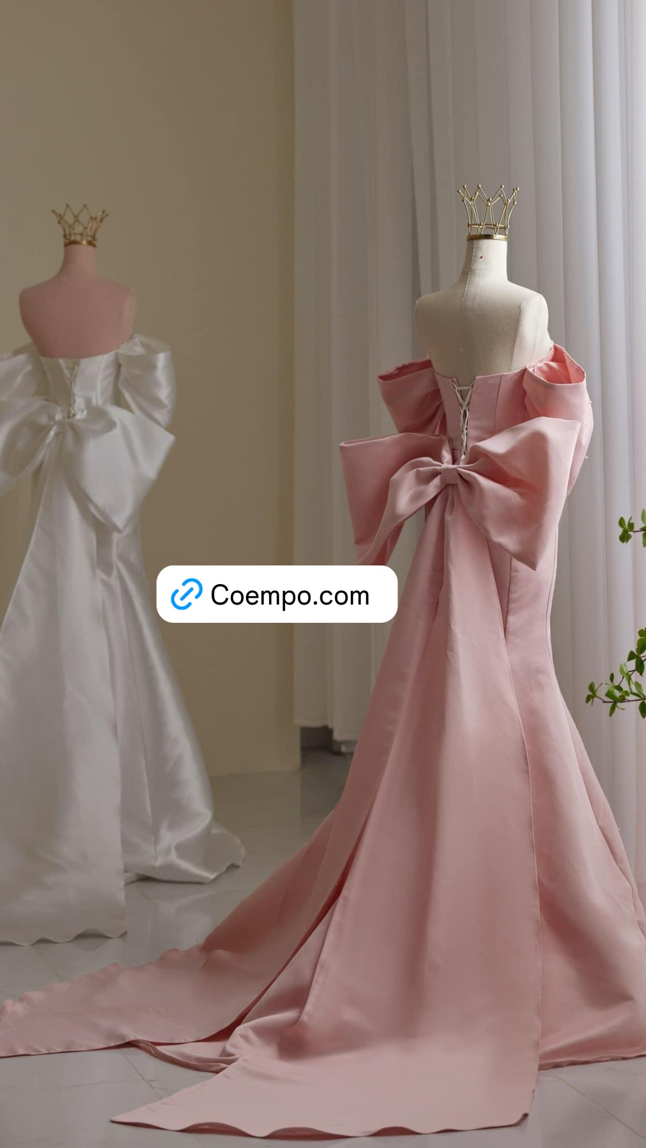 The Cosmopolitan bow tie gown